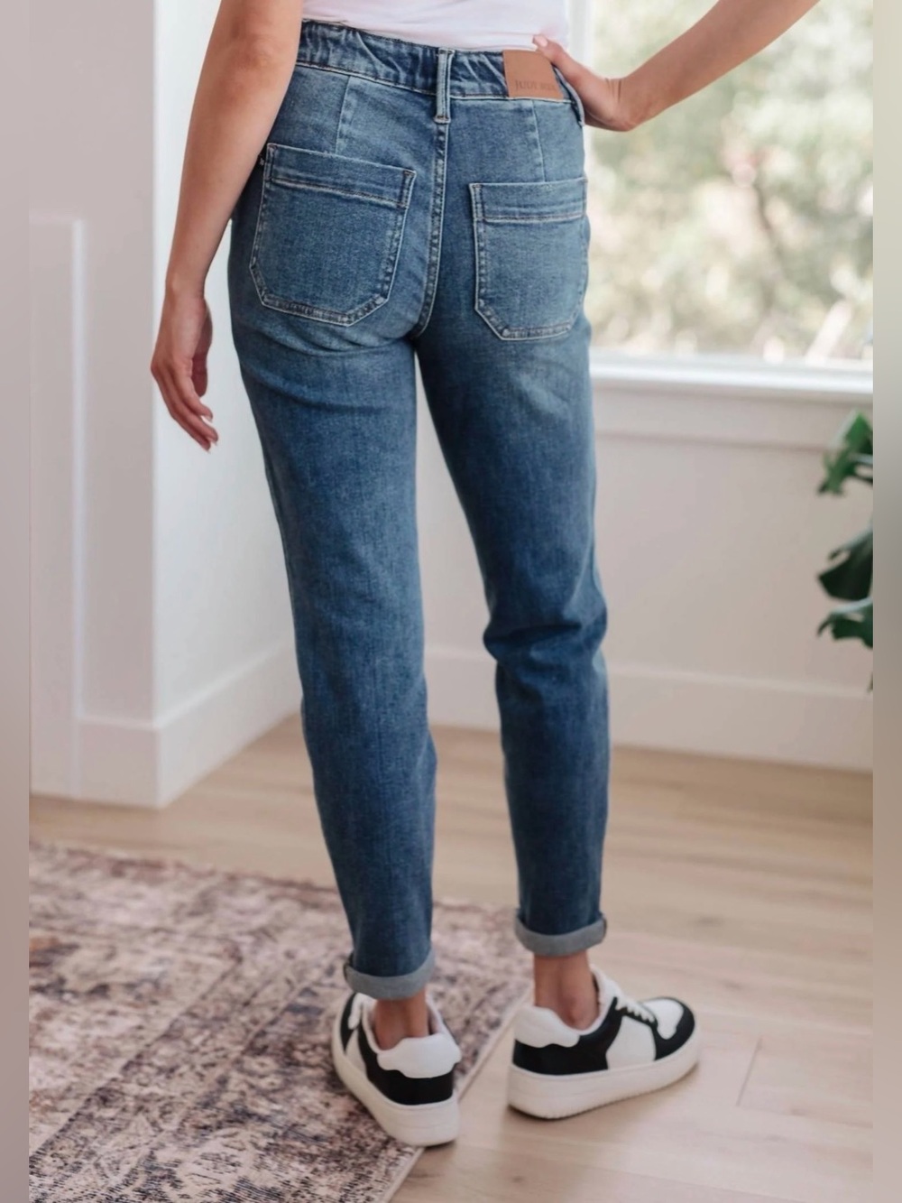 Judy Blue High-Rise Jocelyn Jogger Jeans - Picture 2 of 6